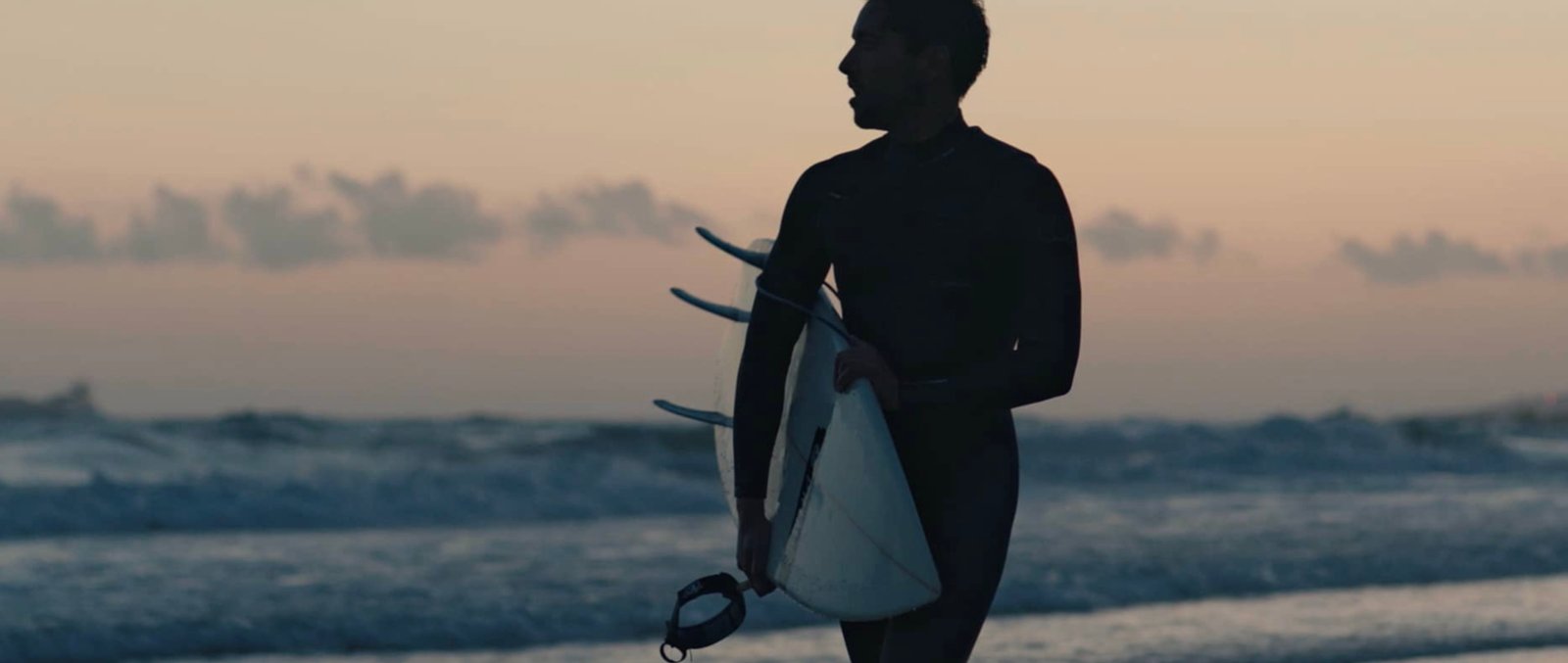 Oakley - One Obsession #CantStop Surfing